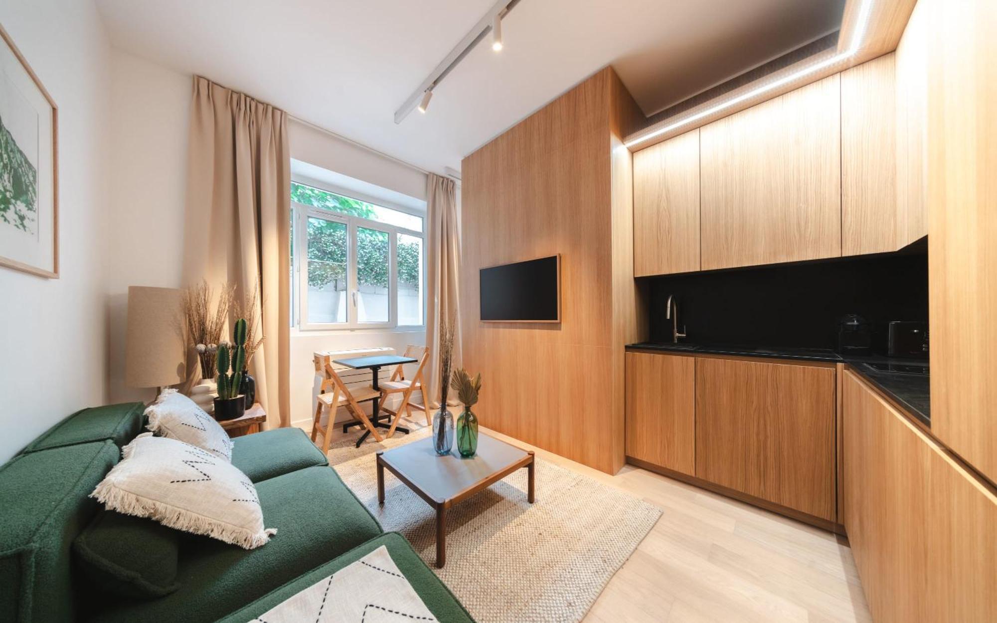 Center Of With Terrace By Prestige Apartment
